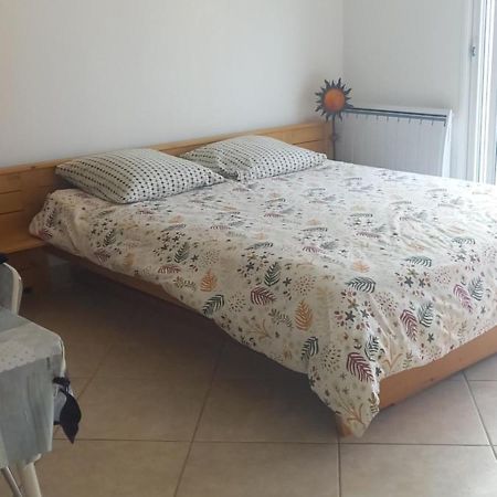 Studio Neuf Climatise Les Fumades-Les Bains Exterior foto